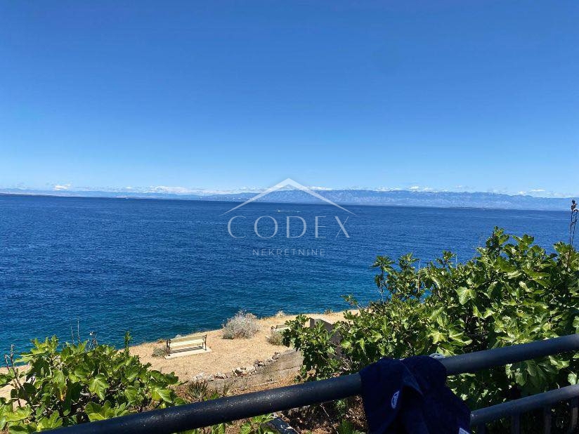 Mali Lošinj - Hiša ob morju v čudovitem zalivu