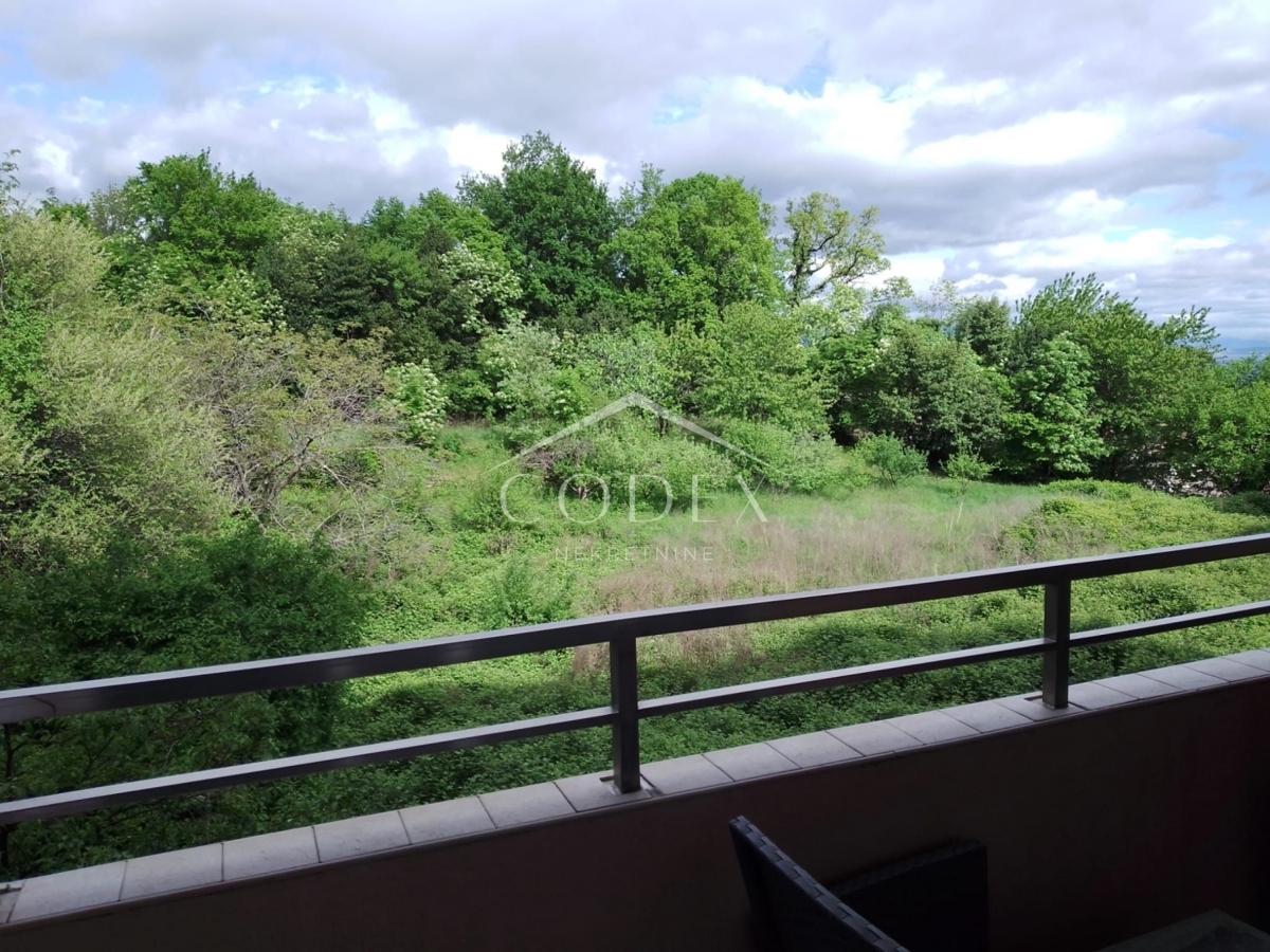 Opatija, Pobri – prodaja dvosobnega stanovanja s teraso