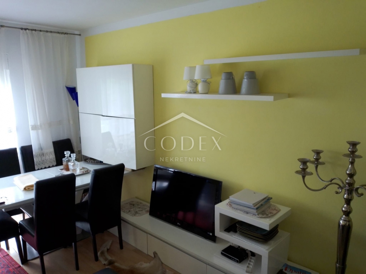 Opatija, Pobri – prodaja dvosobnega stanovanja s teraso