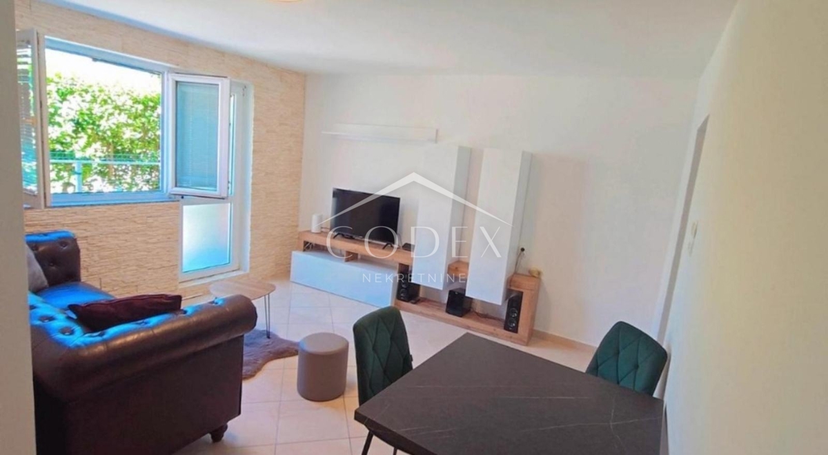 Crikvenica – prodaja stanovanja v bližini plaže in mestnega središča