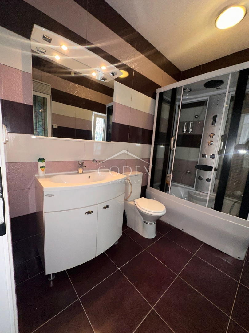 Pula – prodaja luksuznega stanovanja v samem centru