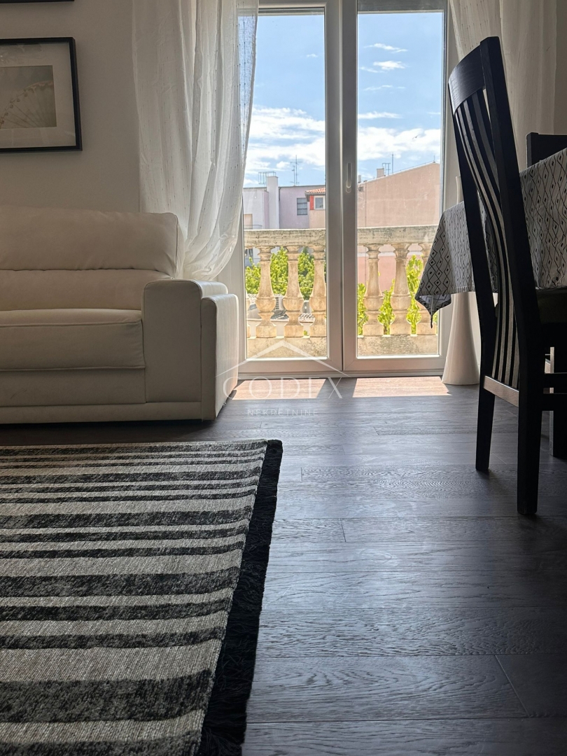 Pula – prodaja luksuznega stanovanja v samem centru