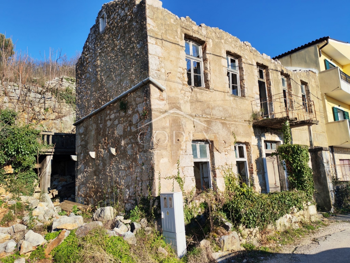 Crikvenica – Prodaja starine za adaptacijo