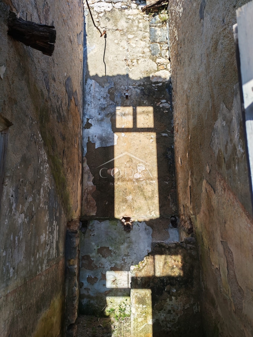 Crikvenica – Prodaja starine za adaptacijo