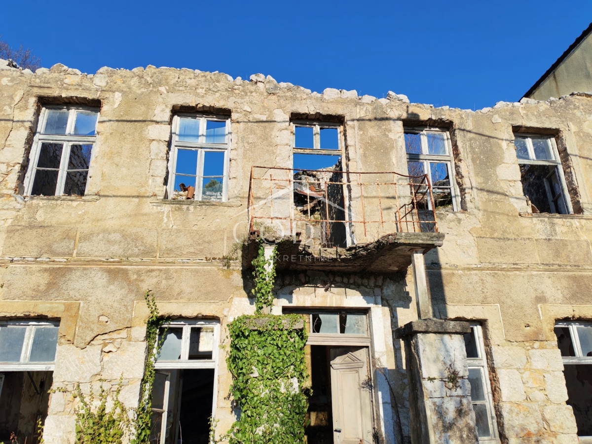 Crikvenica – Prodaja starine za adaptacijo