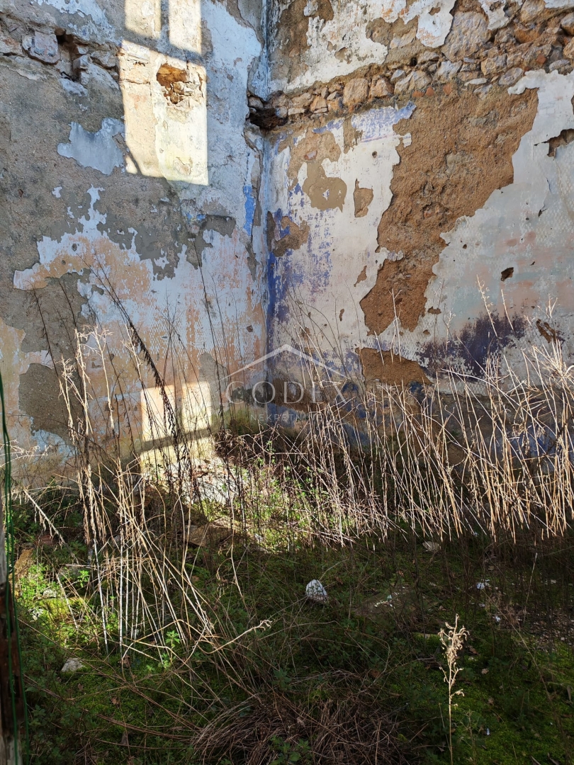 Crikvenica – Prodaja starine za adaptacijo