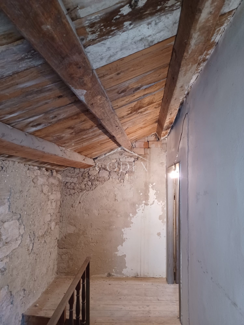 Susak – Donje Selo – Kamnita hiša za prenovo