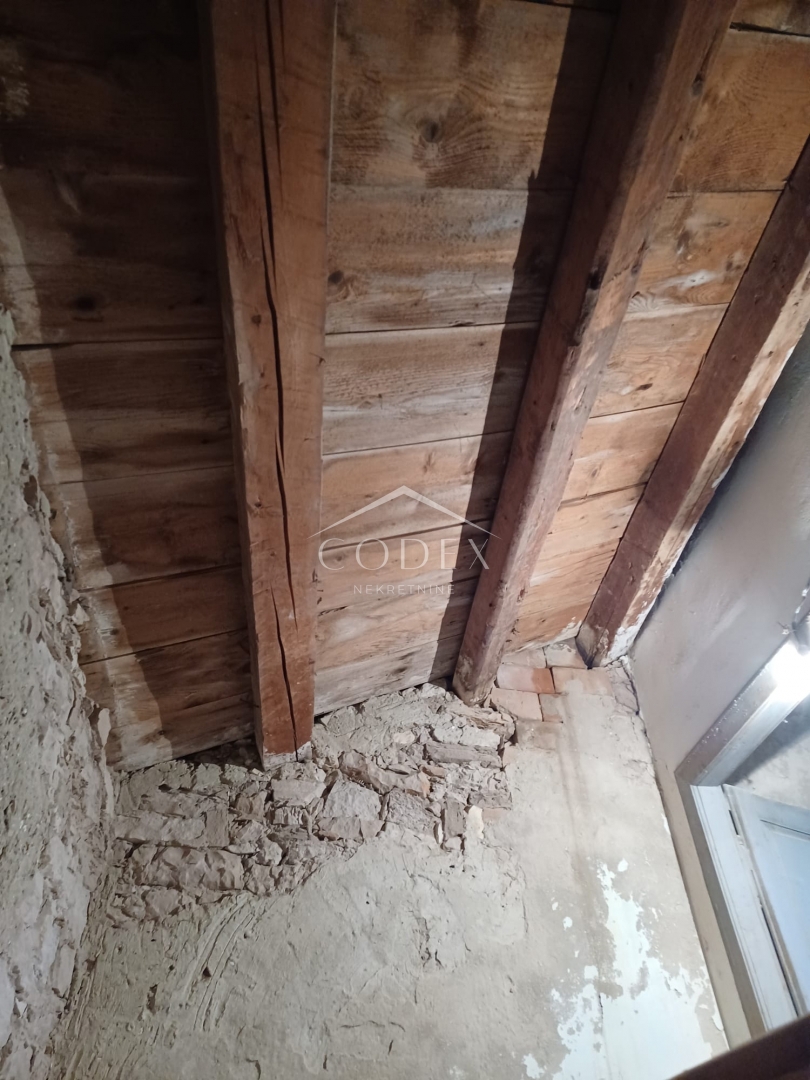 Susak – Donje Selo – Kamnita hiša za prenovo