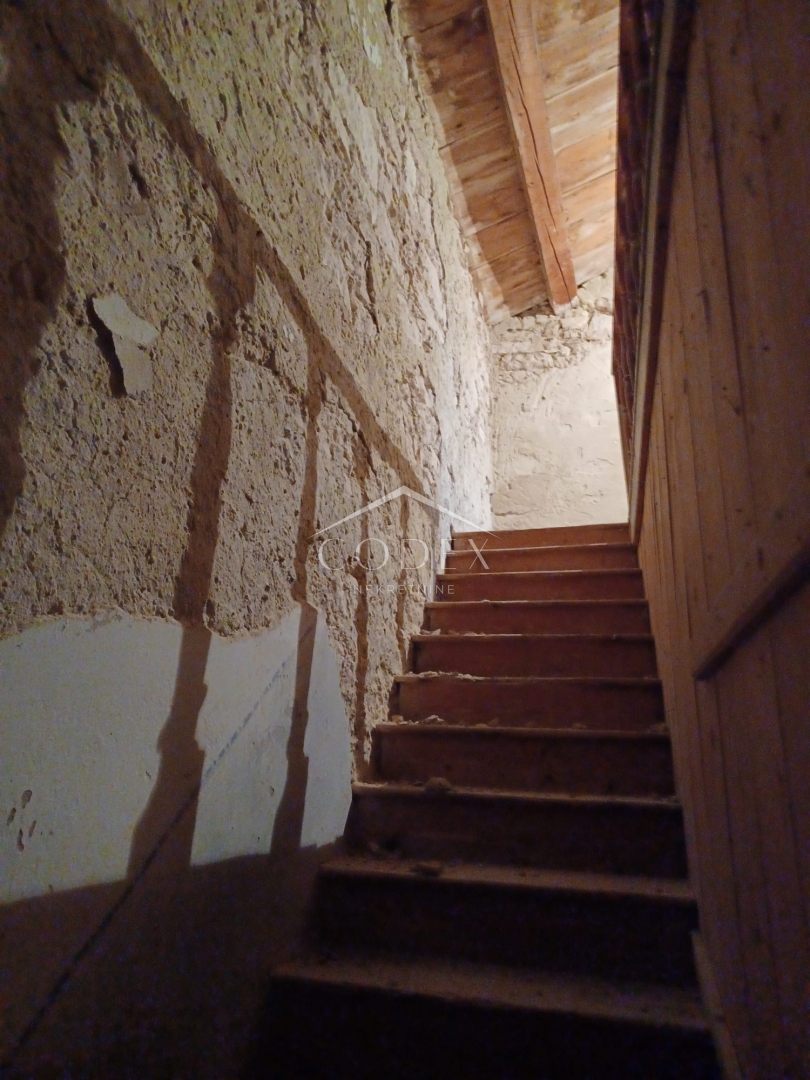 Susak – Donje Selo – Kamnita hiša za prenovo