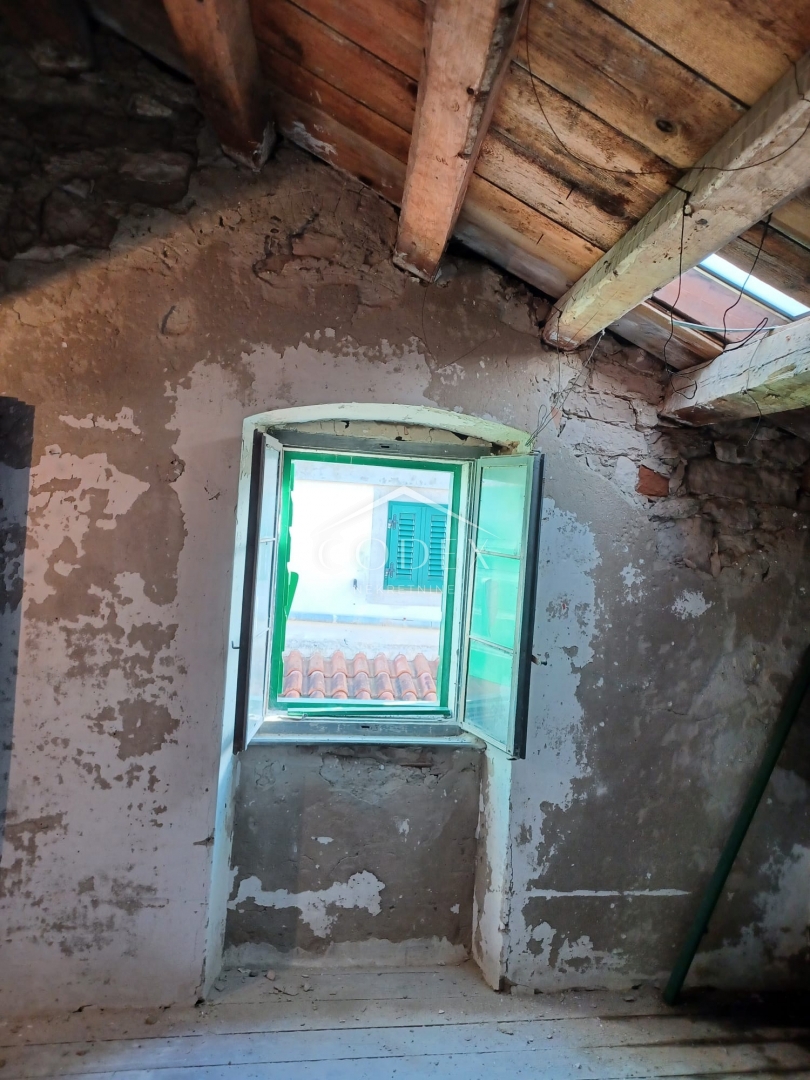 Susak – Donje Selo – Kamnita hiša za prenovo