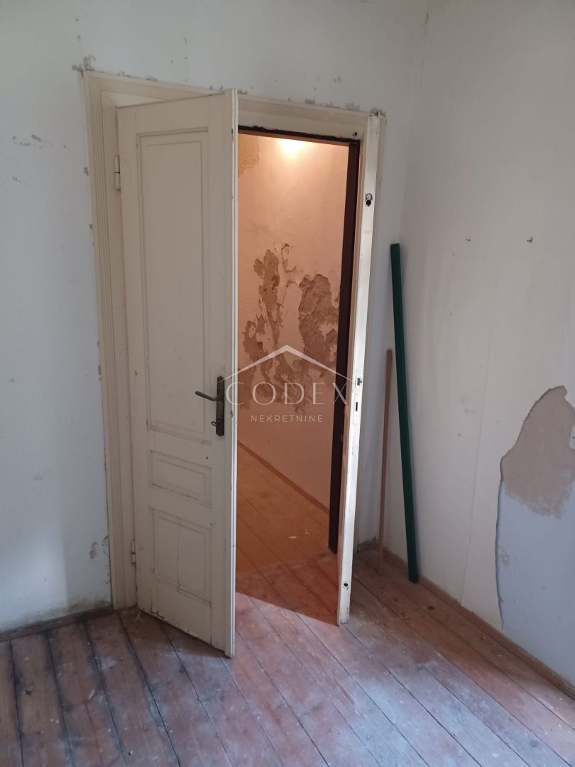 Susak – Donje Selo – Kamnita hiša za prenovo