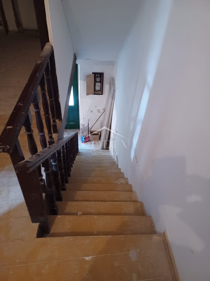 Susak – Donje Selo – Kamnita hiša za prenovo