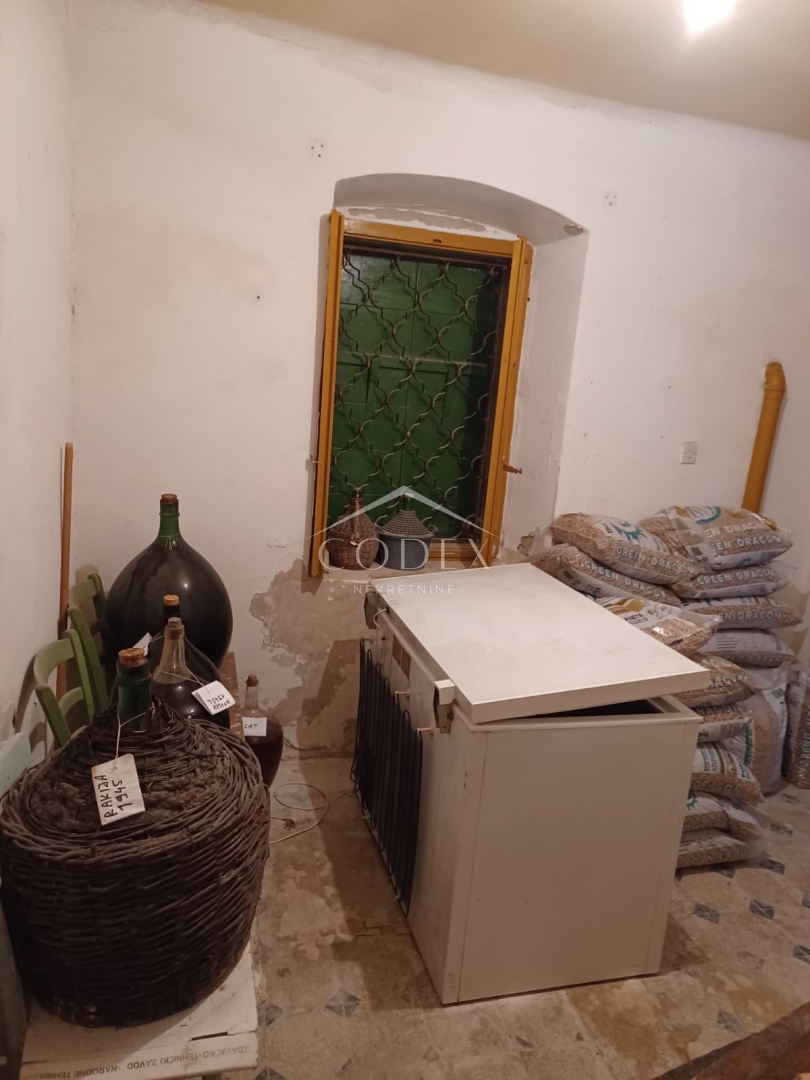 Susak – Donje Selo – Kamnita hiša za prenovo