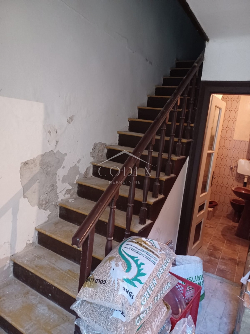 Susak – Donje Selo – Kamnita hiša za prenovo