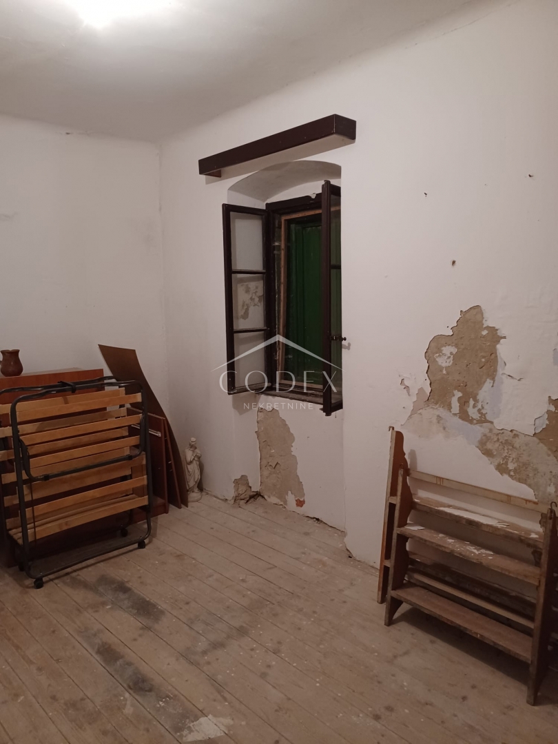 Susak – Donje Selo – Kamnita hiša za prenovo