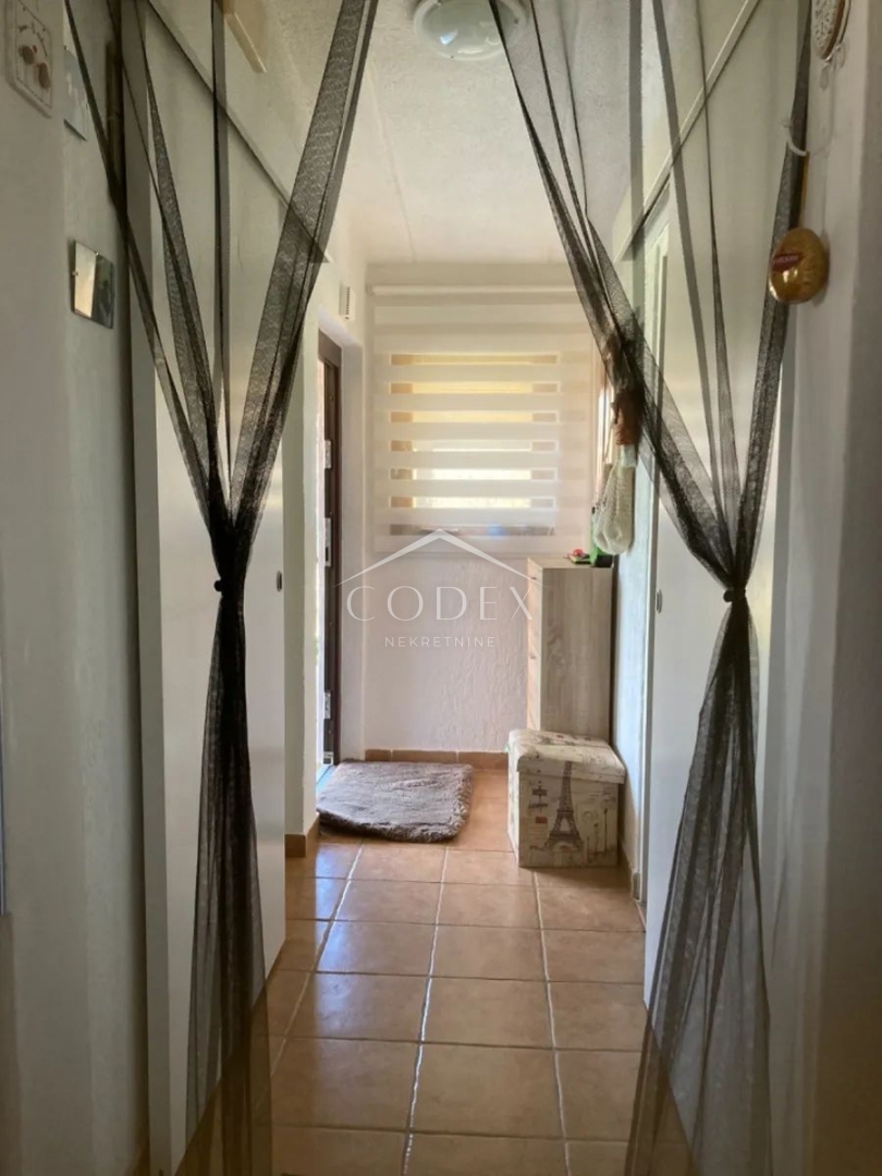 Ližnjan - prodaja 2 hiš na odlični lokaciji