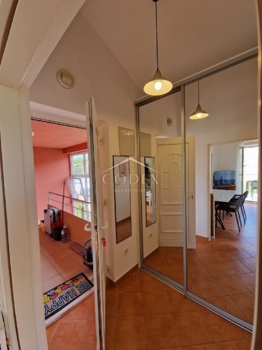 Pag - lepa 2 apartmaja s pogledom na morje