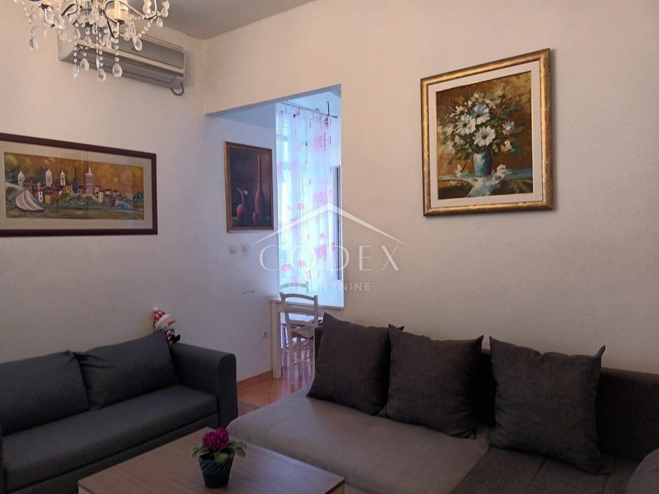 Center - prenovljeno stanovanje za turistično investicijo!