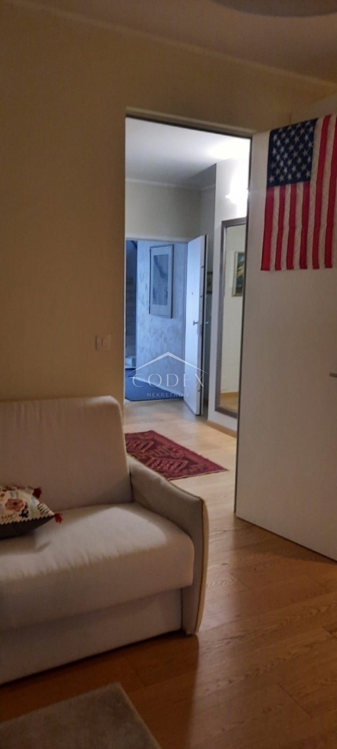 Stanovanje Opatija - Centar, Opatija, 182,38m2