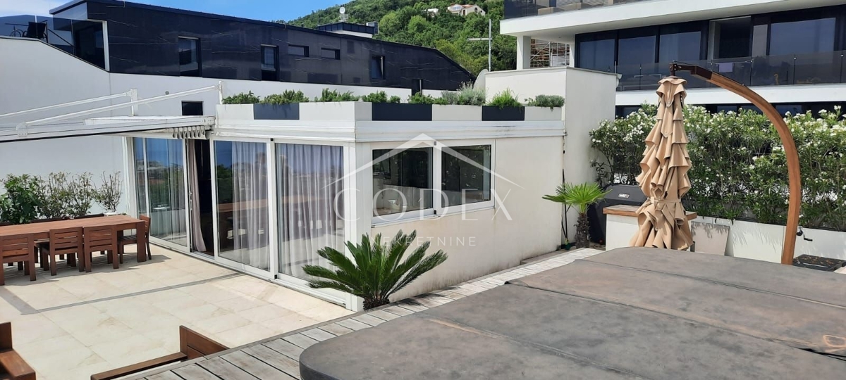 Stanovanje Opatija - Centar, Opatija, 182,38m2