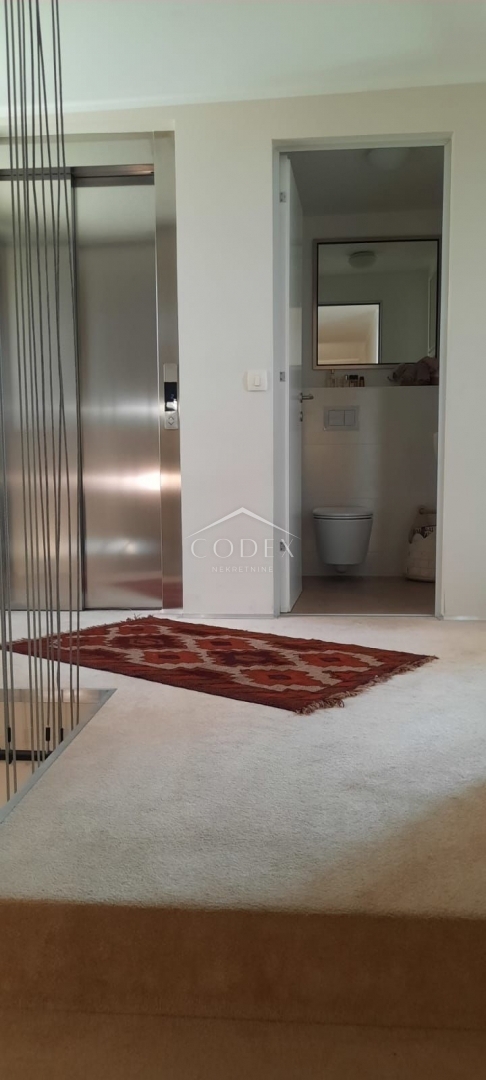 Stanovanje Opatija - Centar, Opatija, 182,38m2