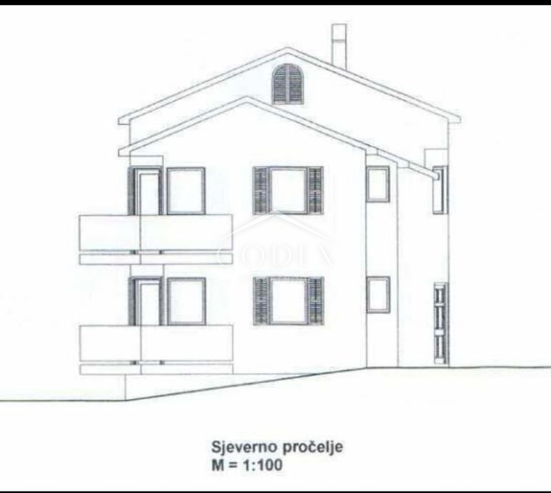 Oprić - gradbeno zemljišče s pogledom na morje