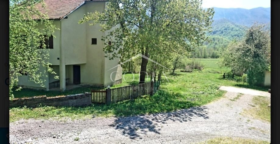 Brušane - prodaja hiše v parku narave Velebit