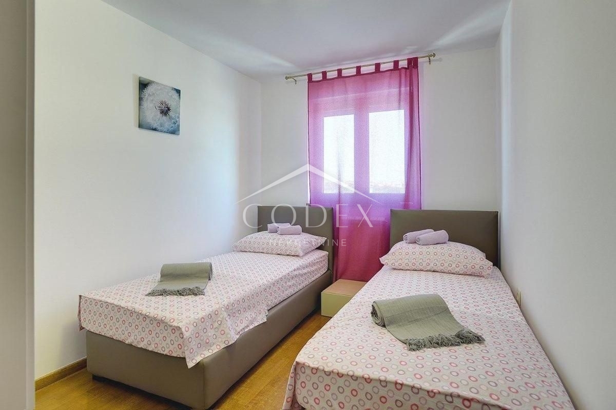 Pula - lepa vila z bazenom