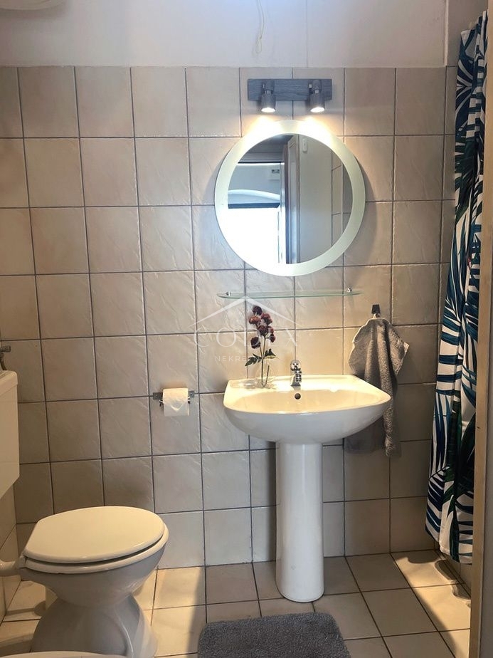 Grobnik - avtohtona hiša z očarljivim pogledom na morje