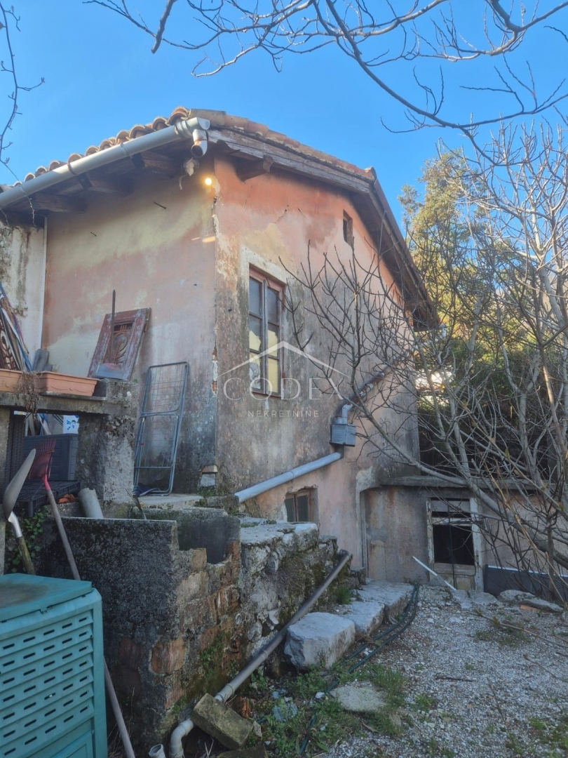 Kastav, Spinčići - prodaja gradbenega zemljišča s staro hišo