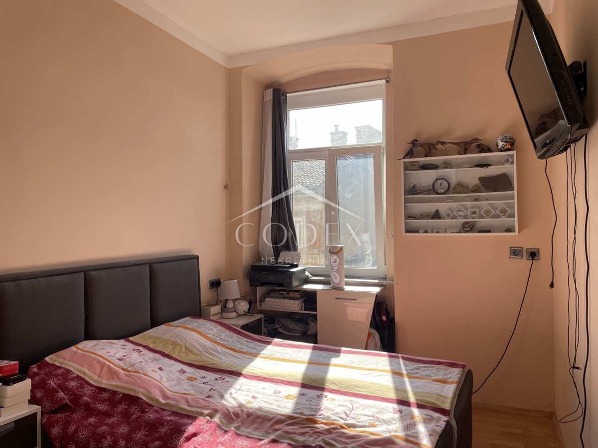 Rijeka, center - prodaja vrhunskega stanovanja v palači
