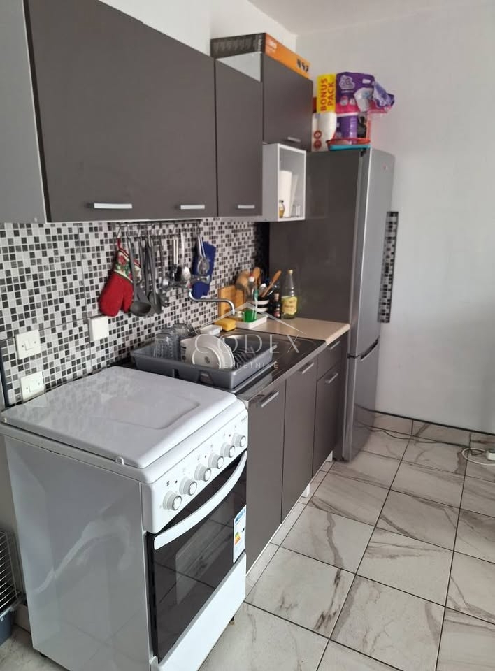 Stinica- Garsonjera prav za vas!