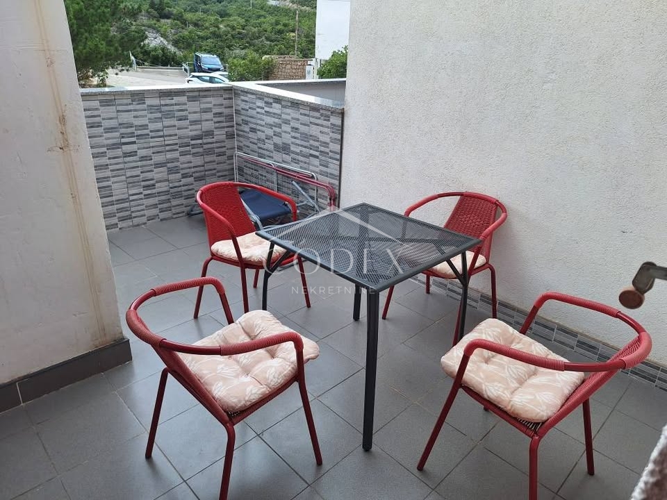 Stinica- Garsonjera prav za vas!