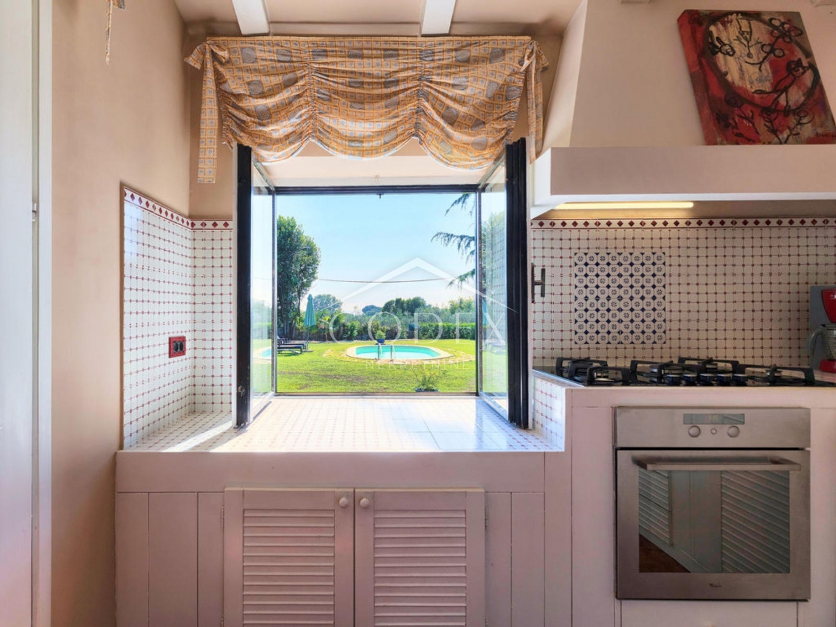 Umag - Vila s 3 bungalovi - prva vrsta od morja