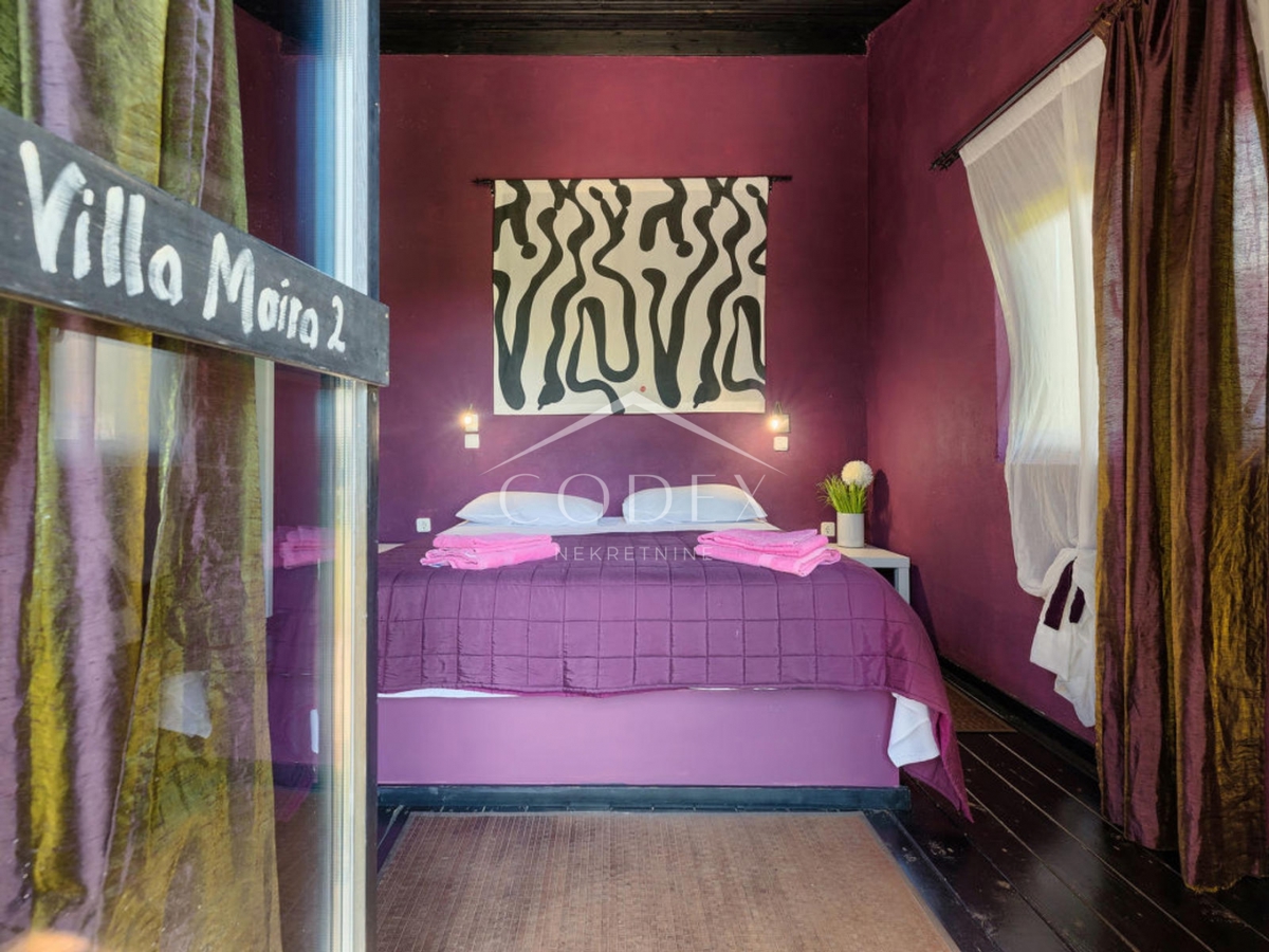 Umag - Vila s 3 bungalovi - prva vrsta od morja