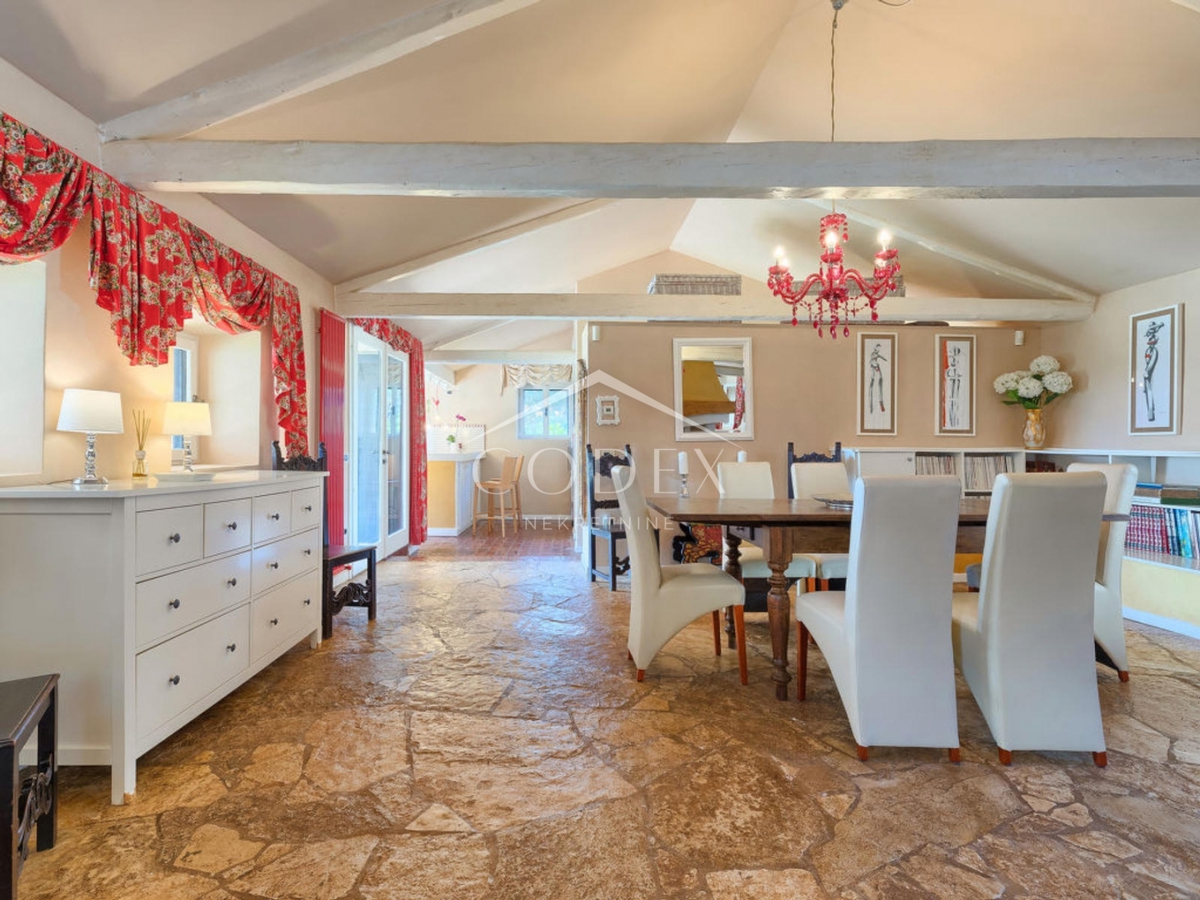 Umag - Vila s 3 bungalovi - prva vrsta od morja