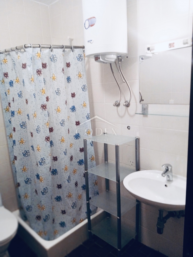 Njivice – prodaja stanovanja na odlični lokaciji