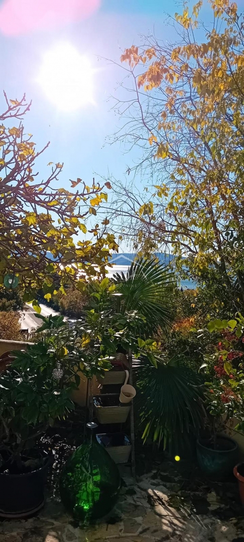 Crikvenica – prodaja rustikalnega stanovanja s teraso