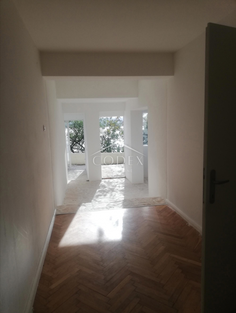 Crikvenica – prodaja rustikalnega stanovanja s teraso