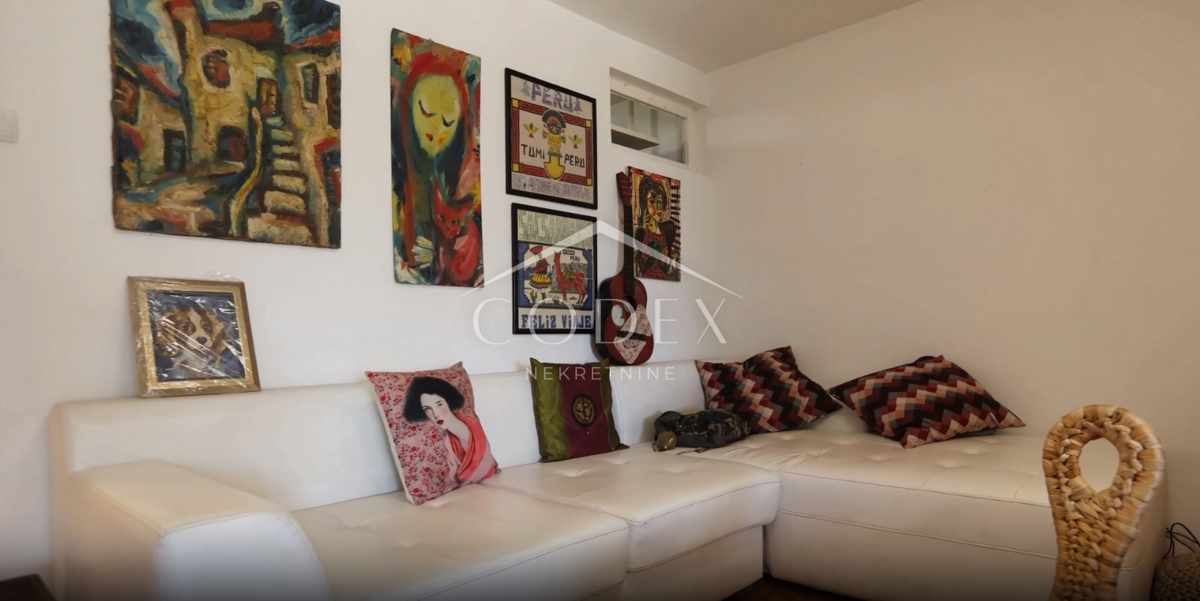 Crikvenica – prodaja rustikalnega stanovanja s teraso