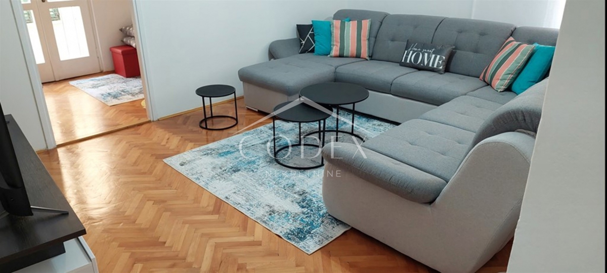 Senj – Prodaja atraktivnega stanovanja v samem središču mesta