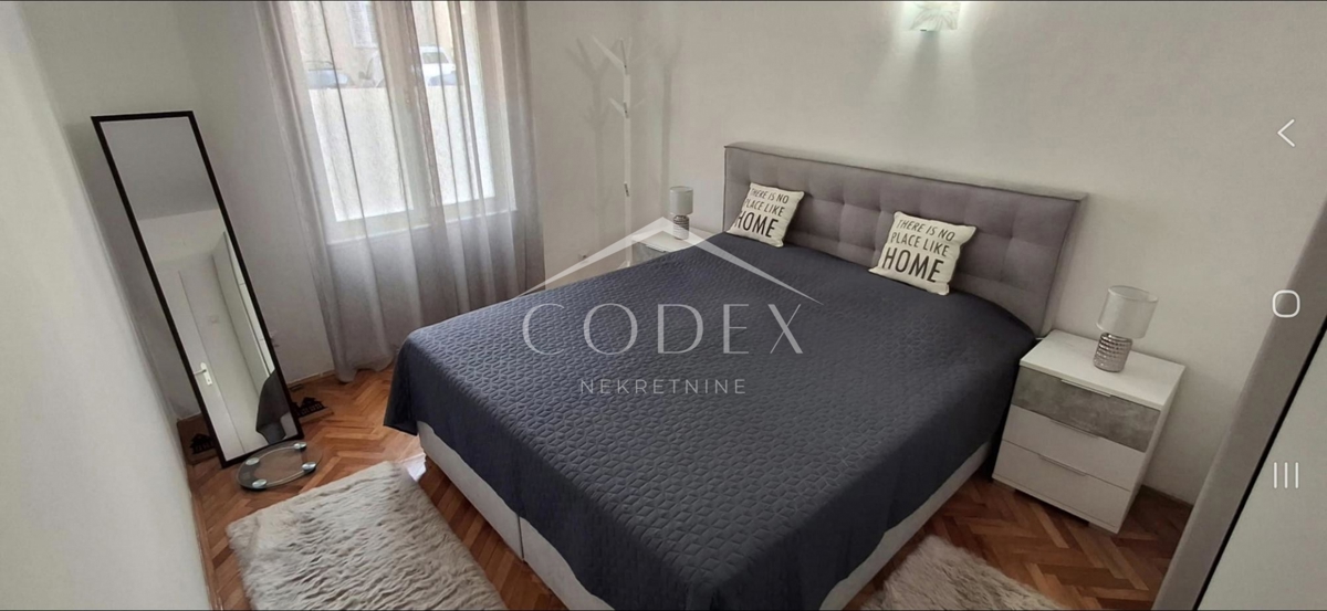 Senj – Prodaja atraktivnega stanovanja v samem središču mesta