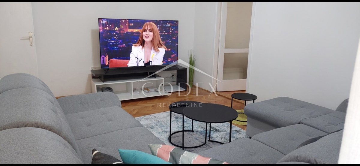 Senj – Prodaja atraktivnega stanovanja v samem središču mesta