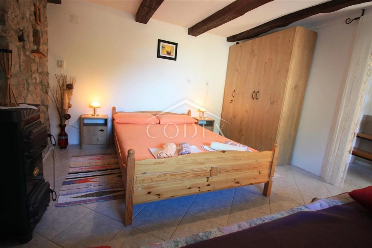 CRIKVENICA – Kamnita hiša s panoramskim pogledom na morje