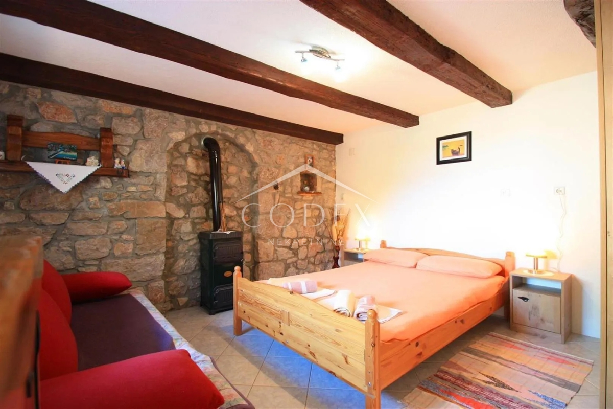 CRIKVENICA – Kamnita hiša s panoramskim pogledom na morje