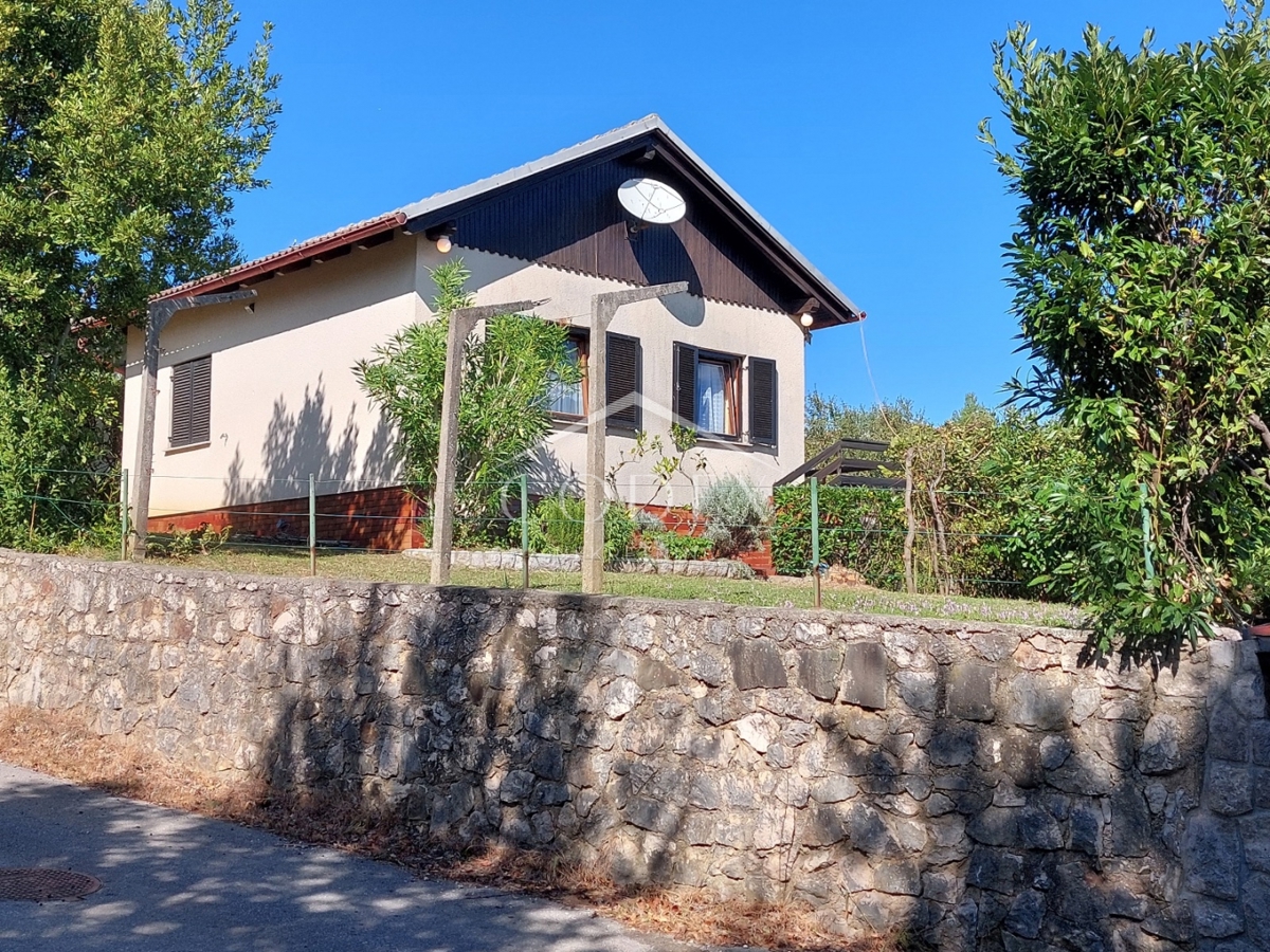 Čižići – prodaja hiše s pogledom na morje