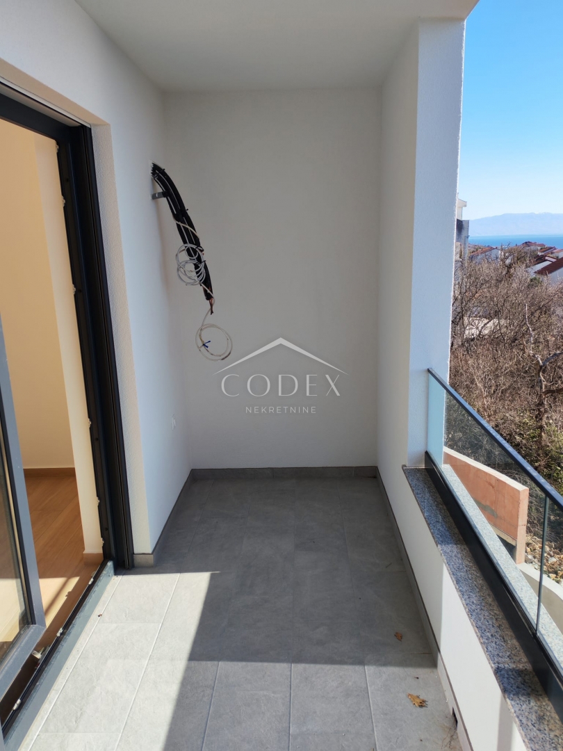 Dramalj – Stanovanje v novogradnji s pogledom na morje