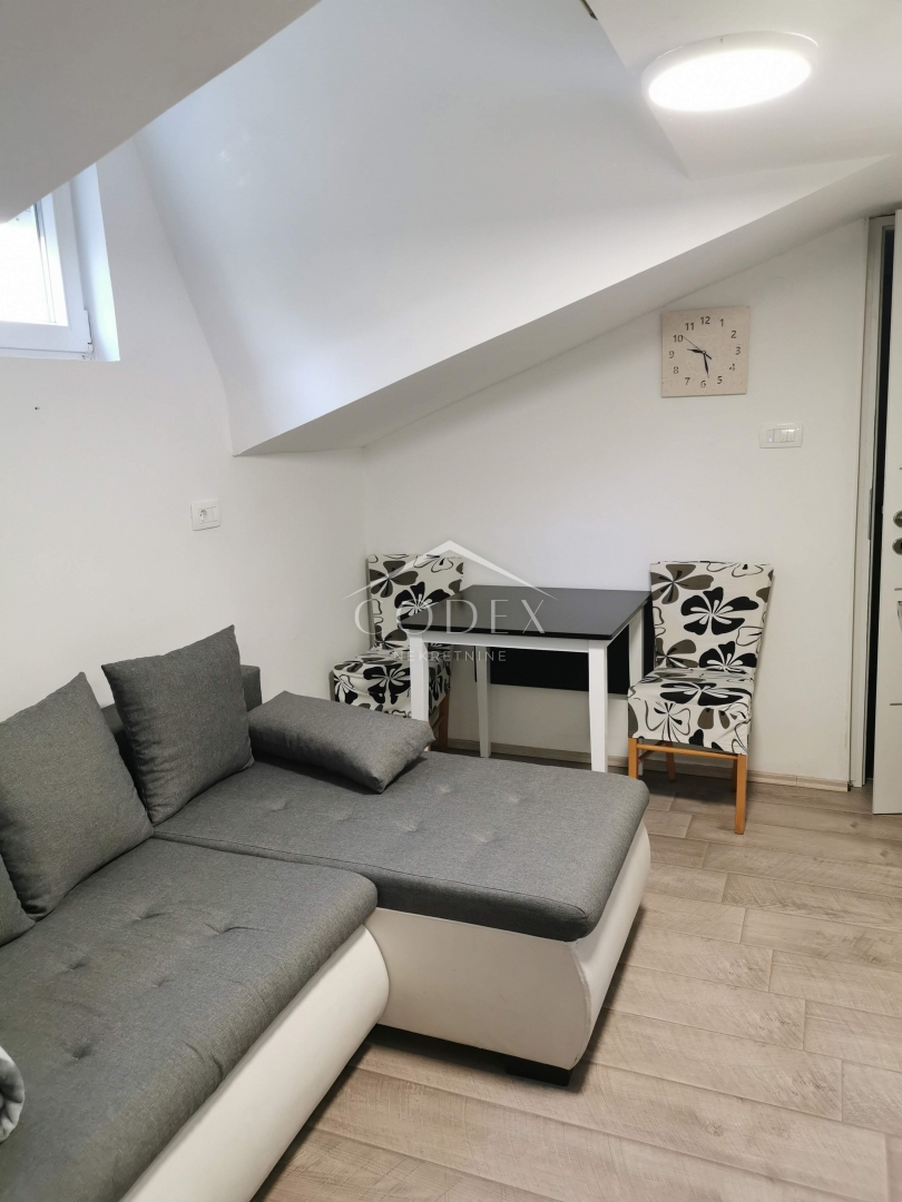 Lovran – prodaja stanovanja in garsonjere s pogledom na morje