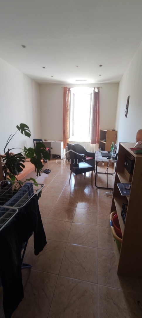 Stanovanje Centar, Rijeka, 72,10m2