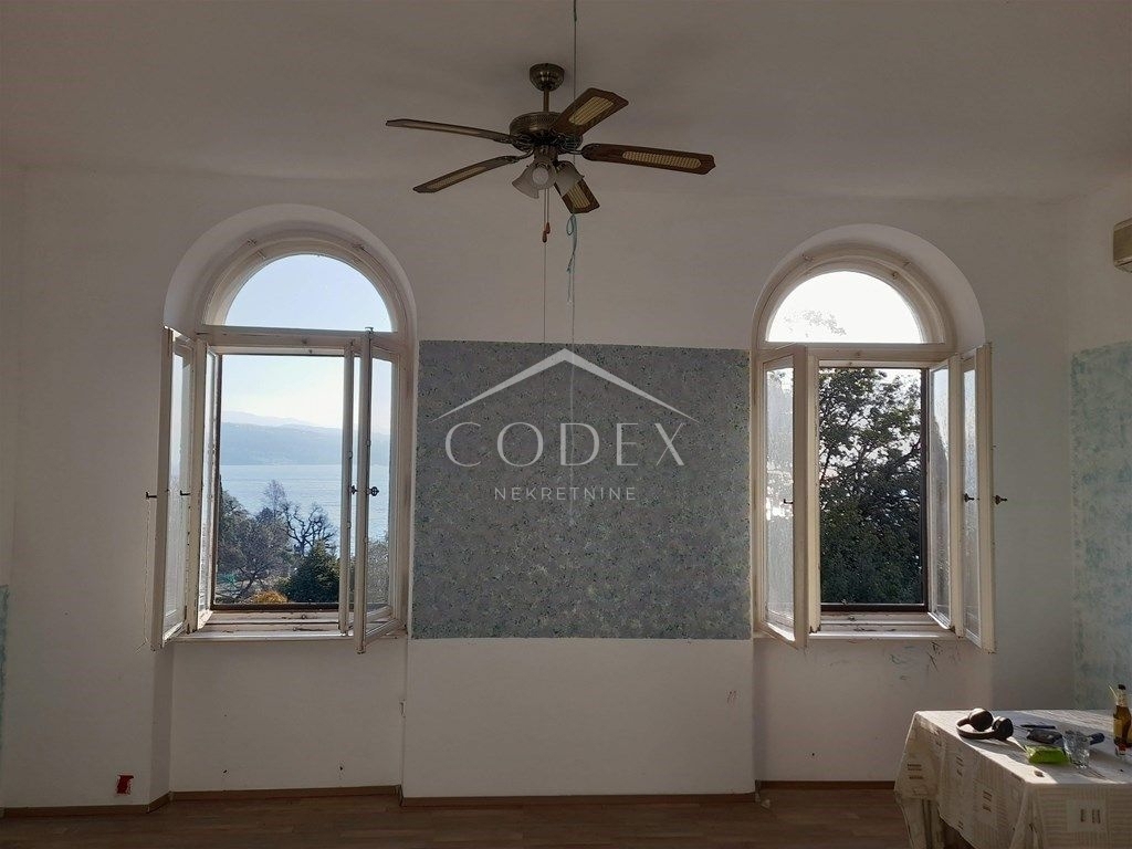Opatija - stanovanje v samem centru na odlični lokaciji!